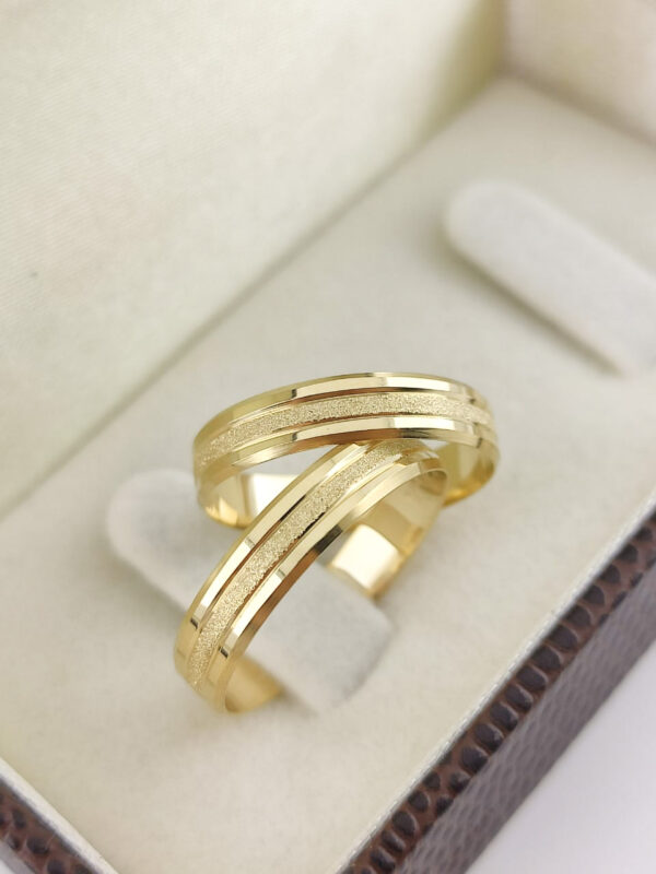 Aliança em Ouro 18k para noivado ou casamento Helena – 5mm - Image 2