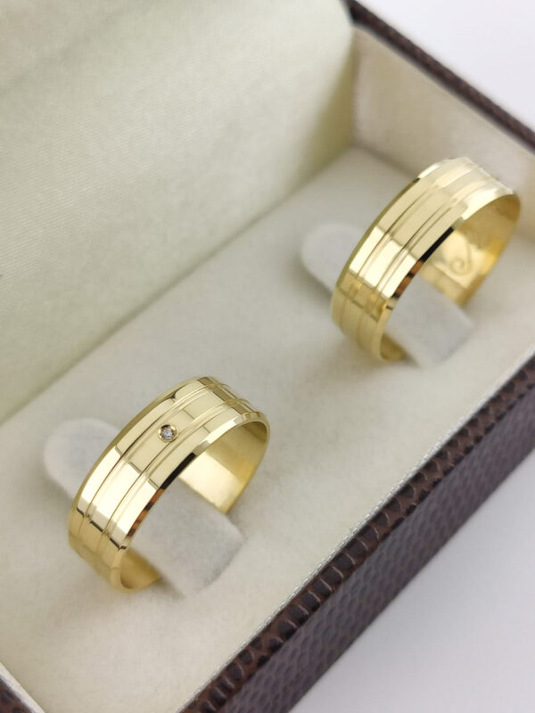 Aliança em Ouro 18k para noivado ou casamento Gisele – 8mm