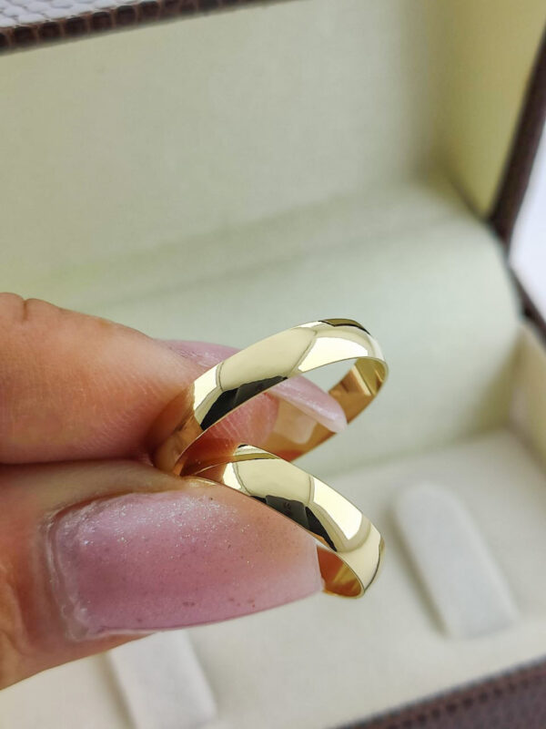 Aliança em Ouro 18k para noivado ou casamento Fabiola – 4mm - Image 3