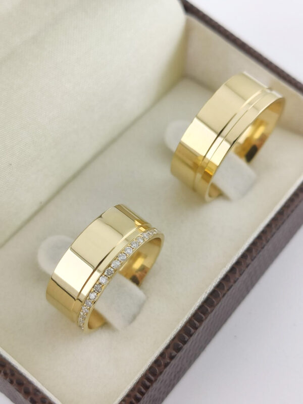 Aliança em Ouro 18k para noivado ou casamento Cristina – 10mm