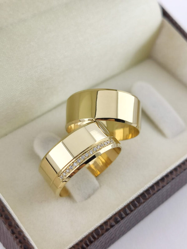 Aliança em Ouro 18k para noivado ou casamento Catarina – 9mm - Image 3