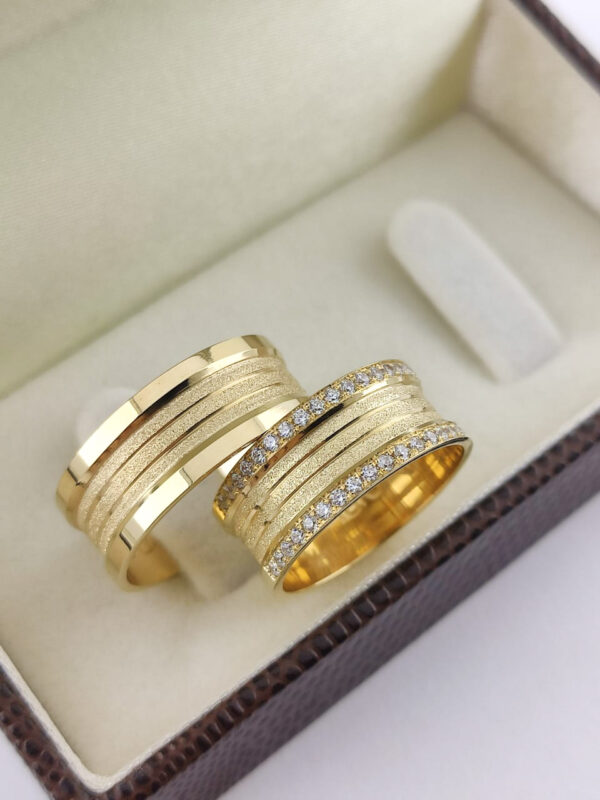 Aliança em Ouro 18k para noivado ou casamento Bianca – 10mm - Image 2