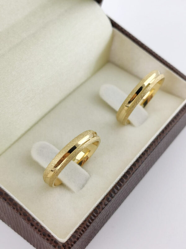 Aliança em Ouro 18k para noivado ou casamento Antonia – 5mm