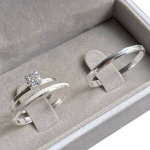 Aliança em Prata 950 de namoro ou compromisso Cristal + anel solitário – 2mm